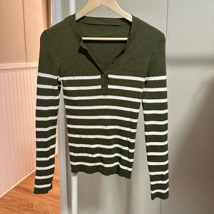 Women’s Olive Green & White Striped Ribbed Longsleeve V-neck Shirt best for XS-S